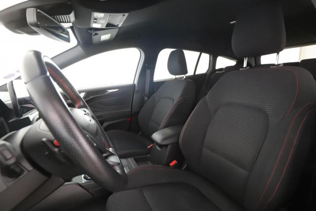 Ford Focus image 4