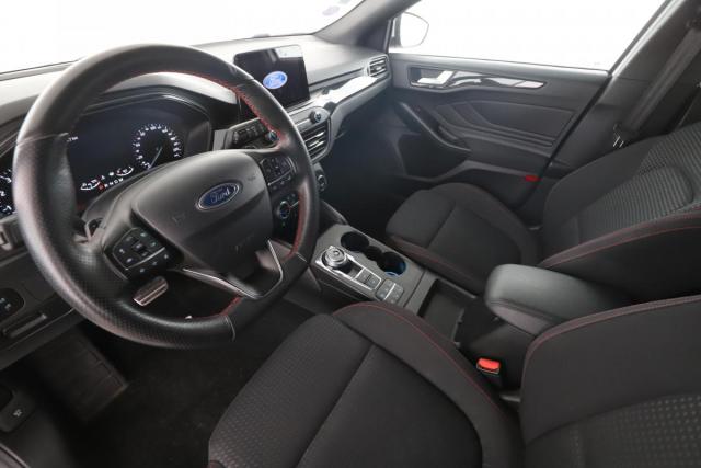 Ford Focus image 7