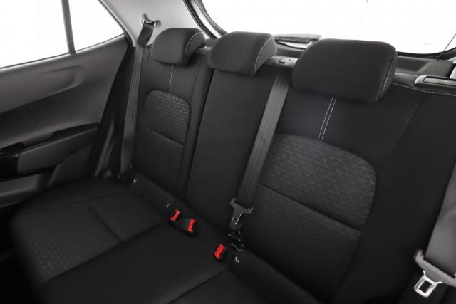 Kia Picanto image 7