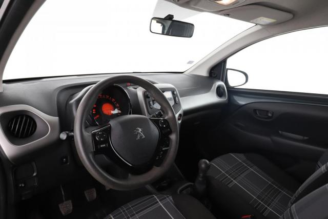 Peugeot 108 image 8