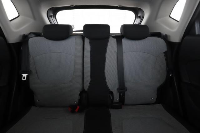 Renault Captur image 2