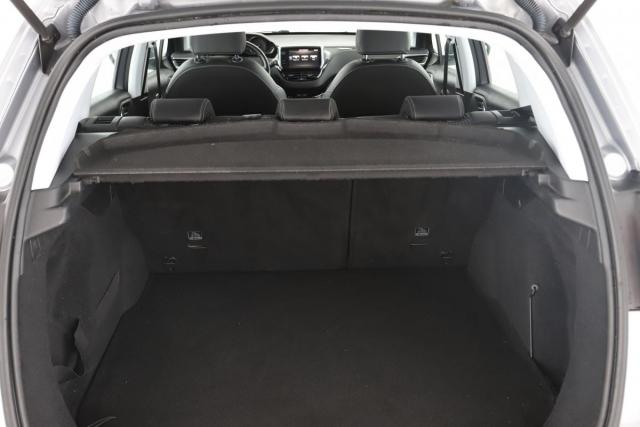 Peugeot 2008 image 7
