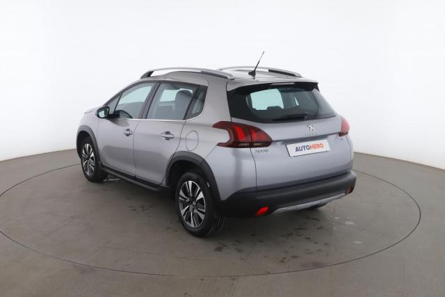 Peugeot 2008 image 3