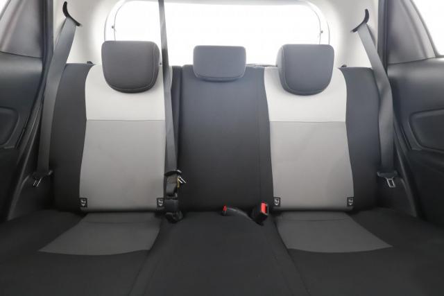 Toyota Yaris image 3
