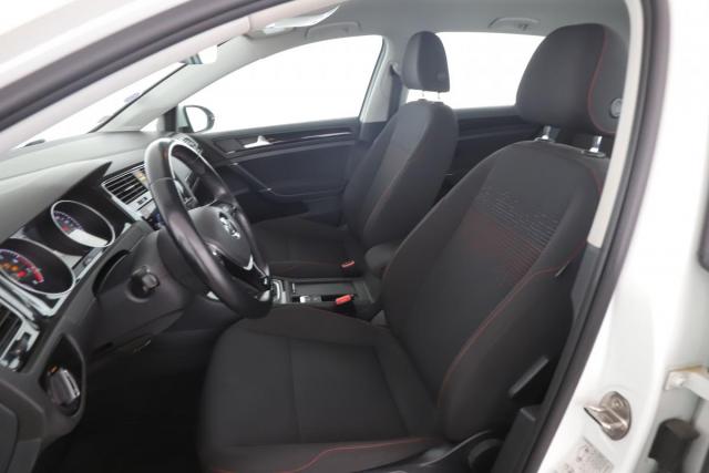 Volkswagen Golf image 1