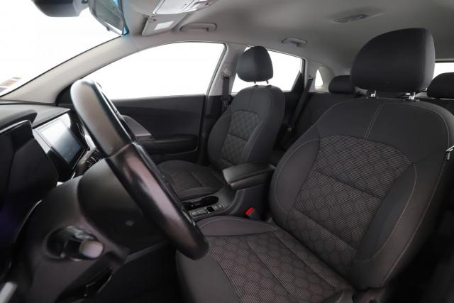 Kia Niro image 8