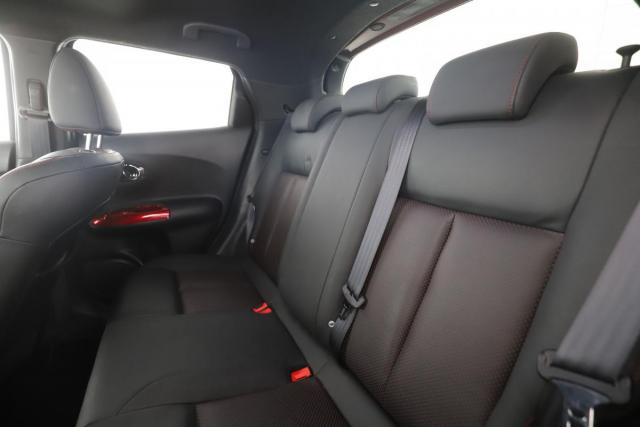 Nissan Juke image 9