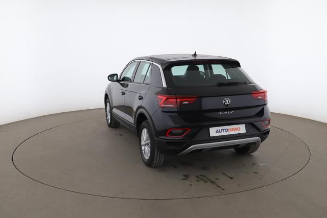 Volkswagen T-Roc image 9