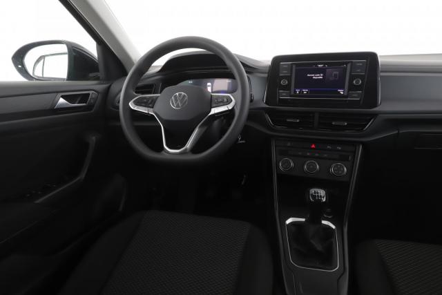 Volkswagen T-Roc image 5