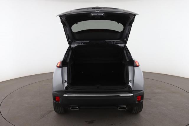 Peugeot 2008 image 8