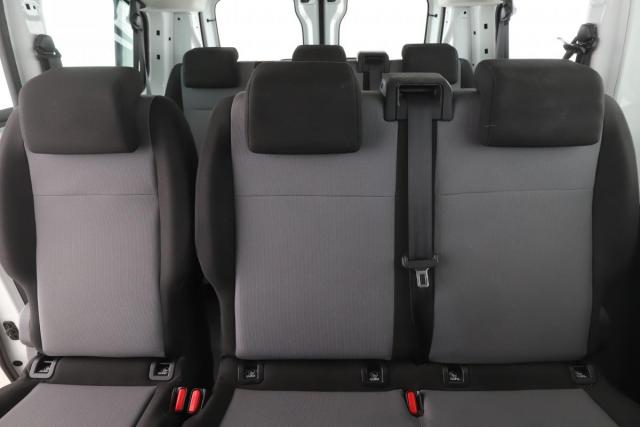 Peugeot Expert image 8