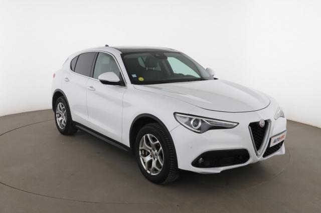 Alfa Romeo Stelvio image 3