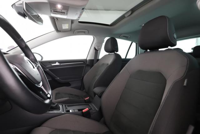 Volkswagen Golf image 4