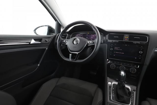 Volkswagen Golf image 7