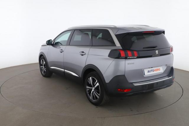 Peugeot 5008 image 3