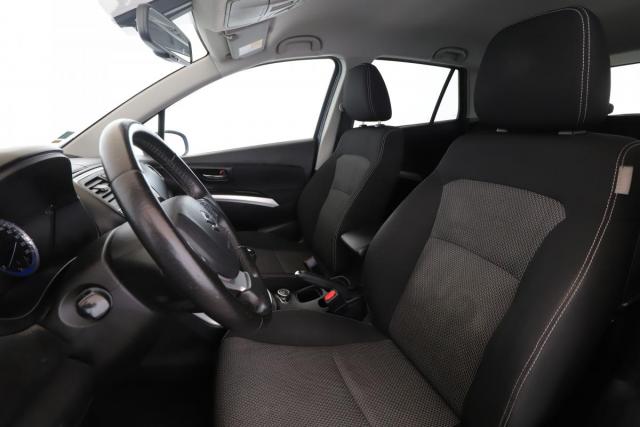 Suzuki Sx4 S-Cross image 9