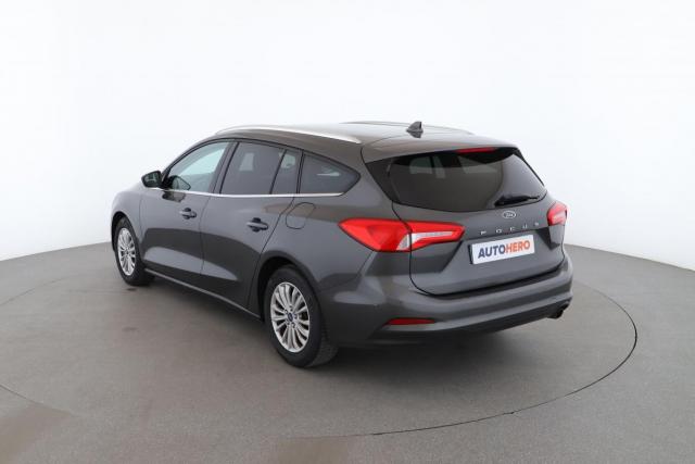 Ford Focus image 8