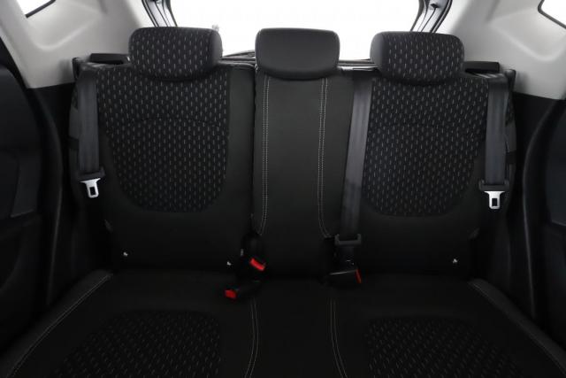 Renault Captur image 9