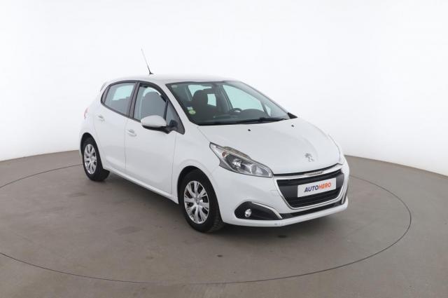Peugeot 208 image 7