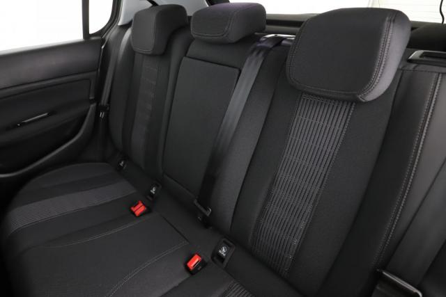 Peugeot 308 image 7