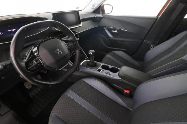 Peugeot 2008 image 7