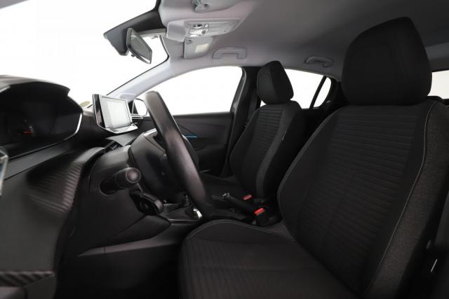 Peugeot 208 image 1