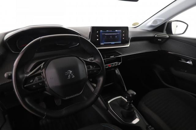 Peugeot 208 image 3