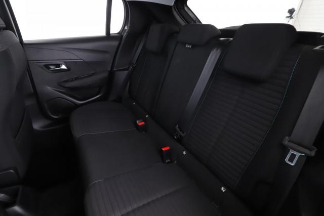 Peugeot 208 image 8