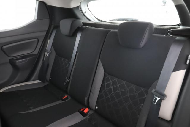Nissan Micra image 7