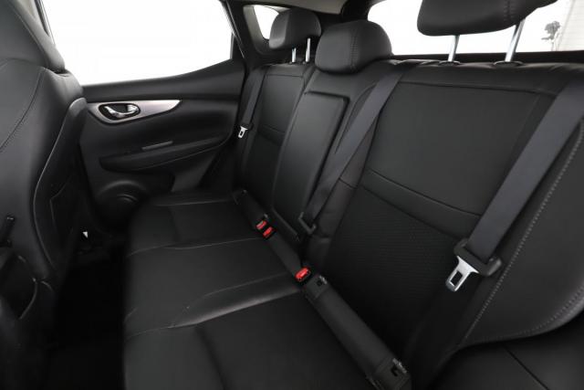 Nissan Qashqai image 2