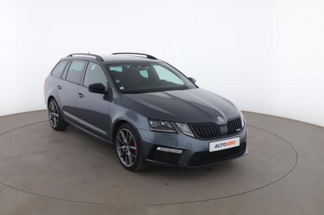 Skoda Octavia image 2