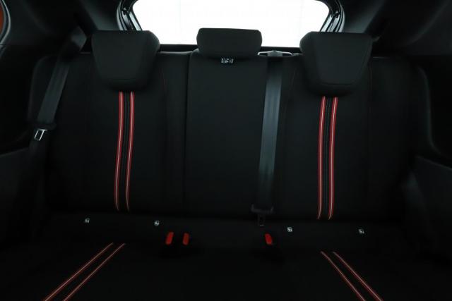Opel Corsa image 8
