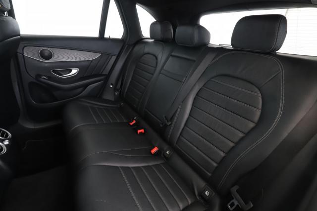 Mercedes Benz Glc image 6