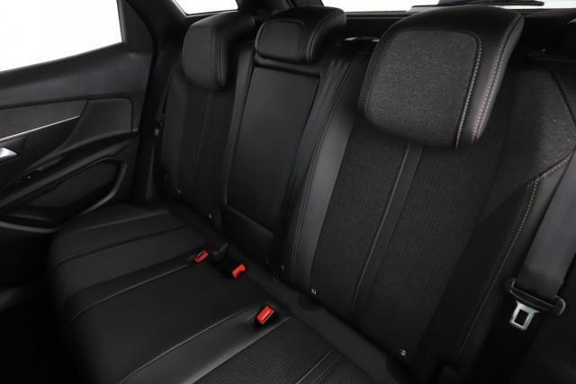 Peugeot 3008 image 1