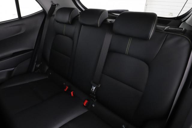 Kia Picanto image 9