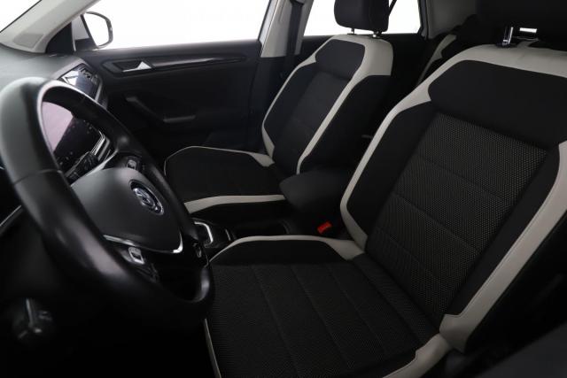 Volkswagen T-Roc image 3