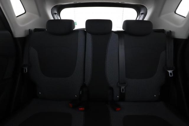 Renault Captur image 9