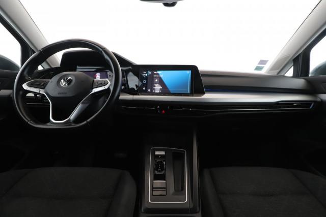 Volkswagen Golf image 8