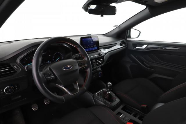 Ford Focus image 9