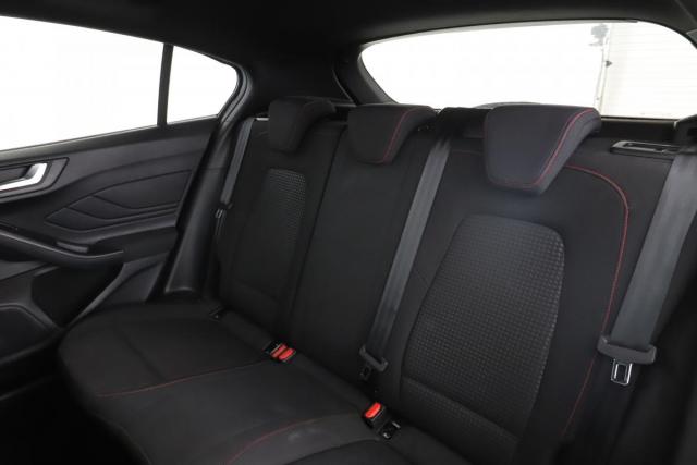 Ford Focus image 3
