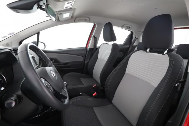 Toyota Yaris image 8