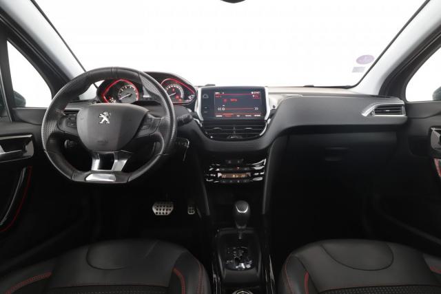 Peugeot 2008 image 7