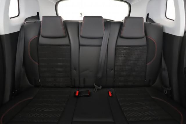 Peugeot 2008 image 4