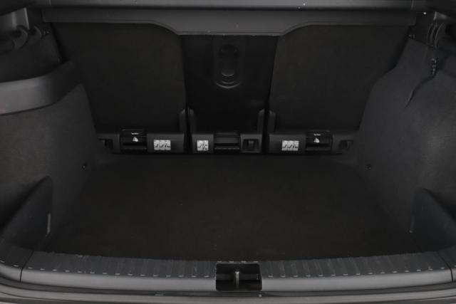 Skoda Karoq image 7