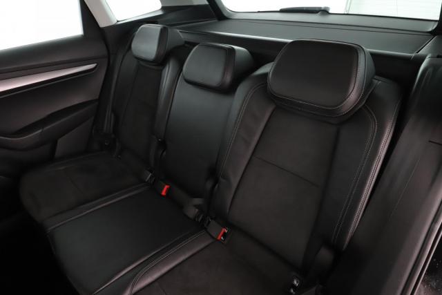 Skoda Karoq image 2