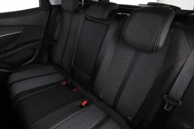 Peugeot 3008 image 7