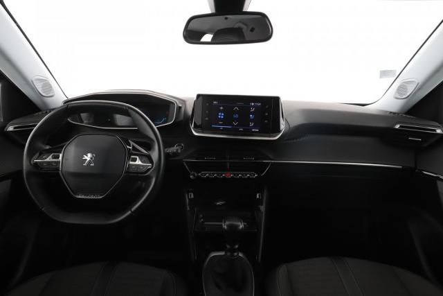 Peugeot 2008 image 6