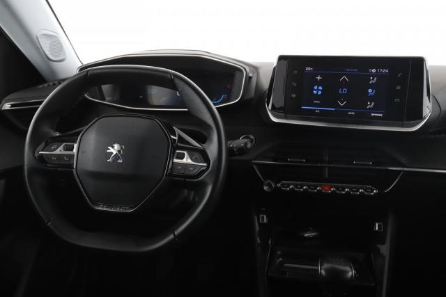 Peugeot 2008 image 3