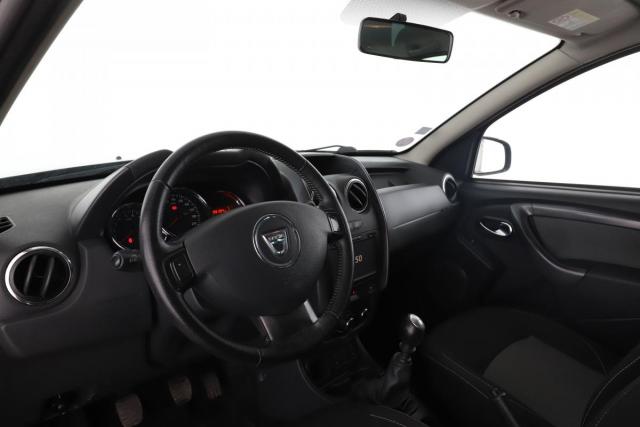 Dacia Duster image 9
