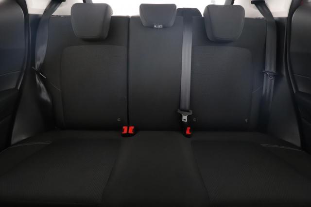 Ford Fiesta image 8